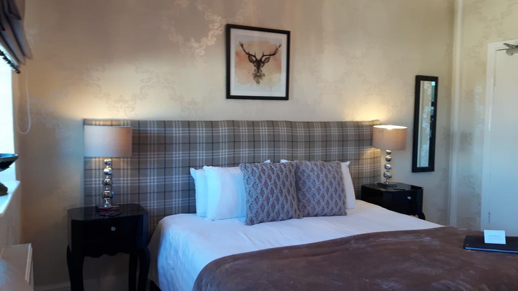 ホテル The Ambassador Townhouse サウスポート エクステリア 写真